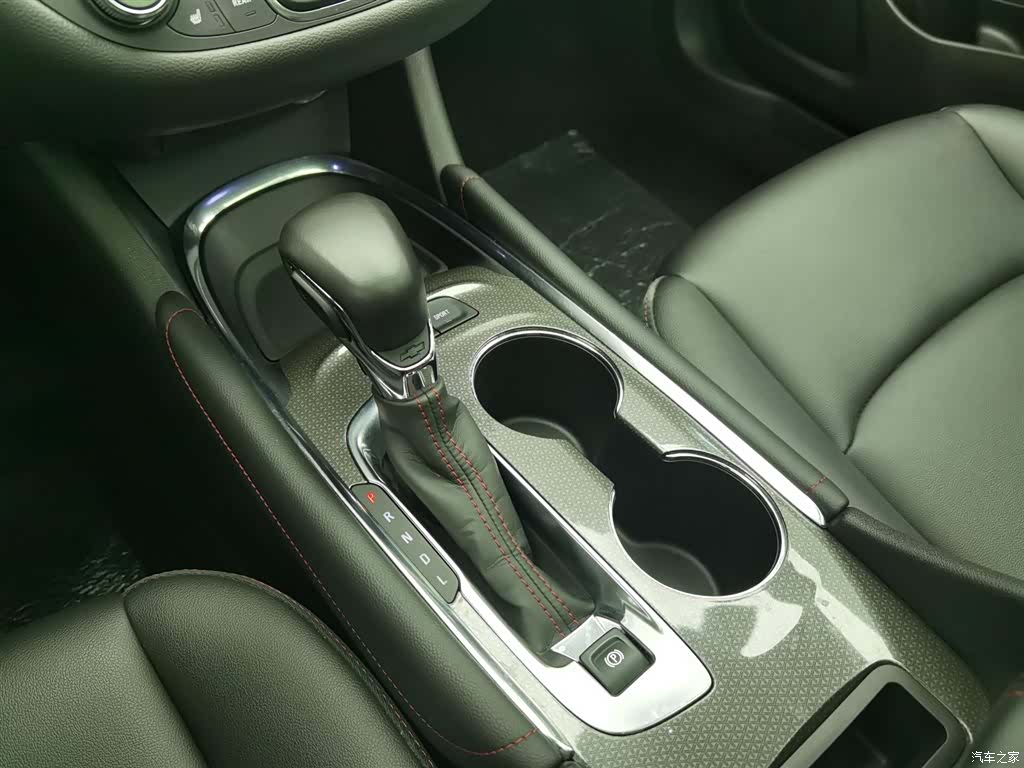 Chevrolet XL, 2022 13