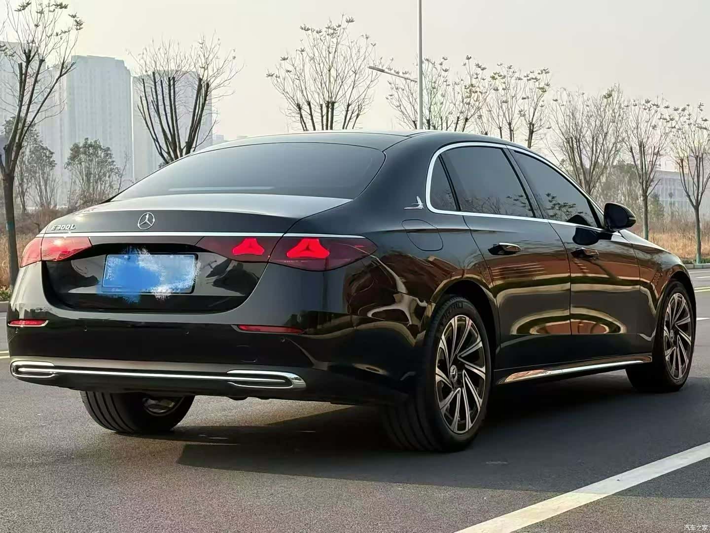 Mercedes-Benz E-Class, 2024 2