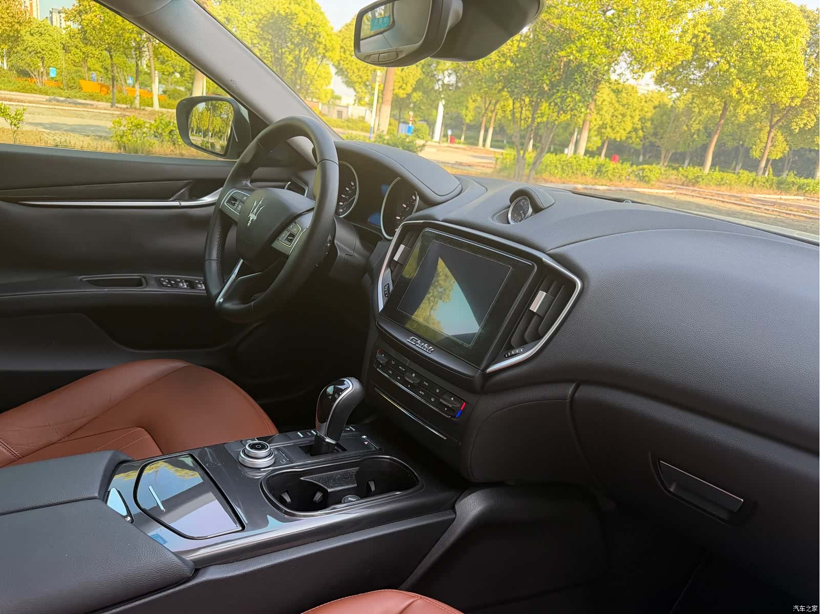 Maserati Ghibli, 2017 9