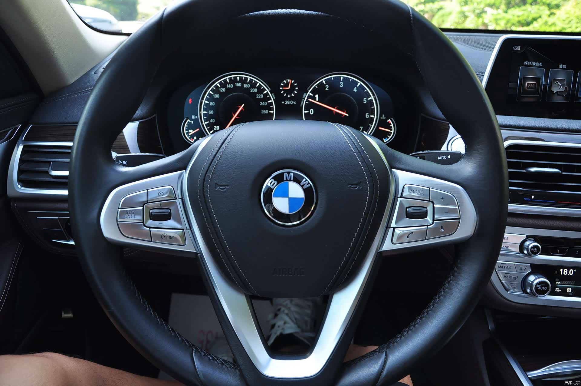 BMW 7 Series, 2016 9
