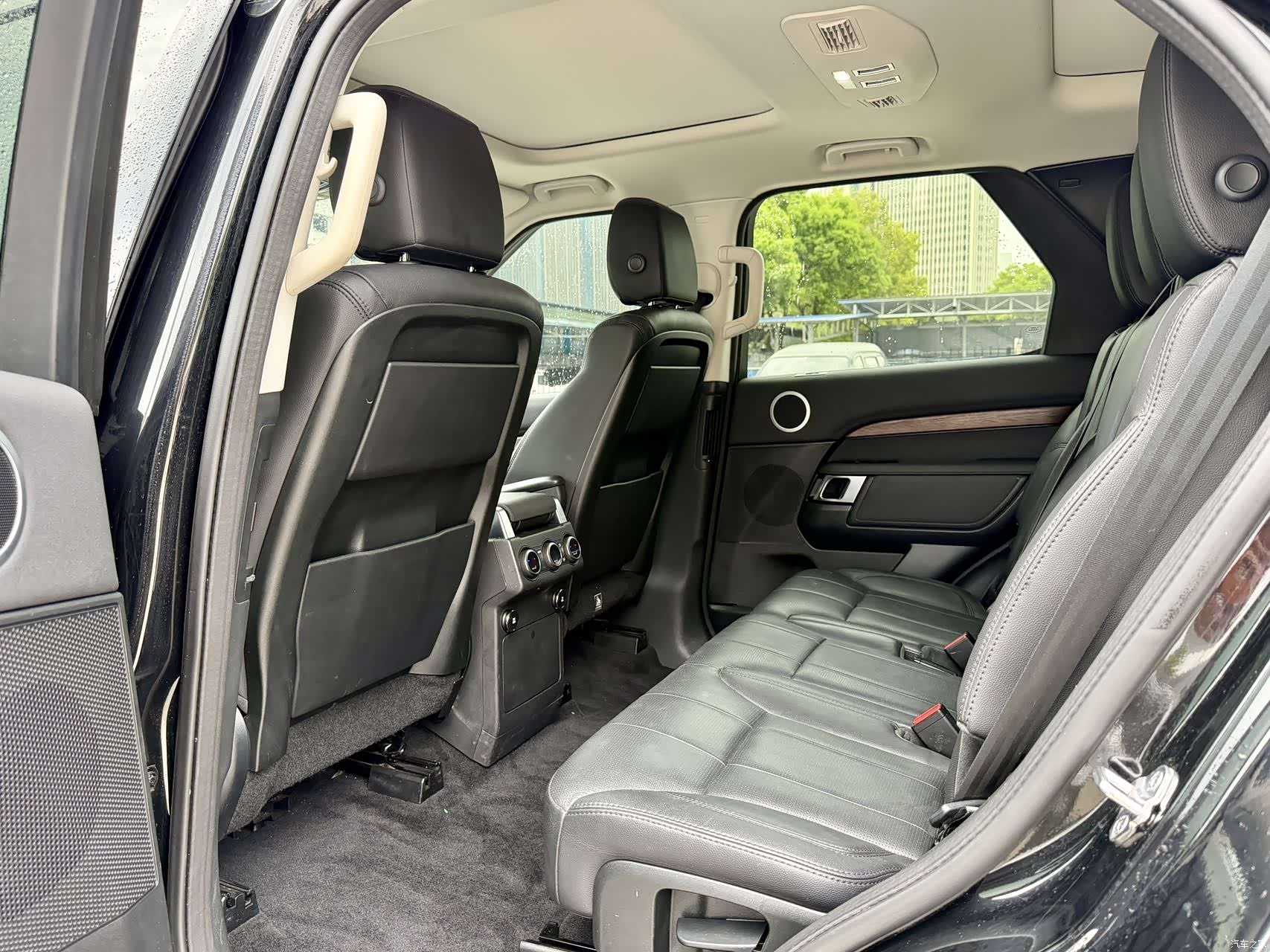 Land Rover Discovery, 2020 12