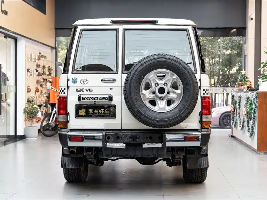 Toyota Land Cruiser Toyota Land Cruiser