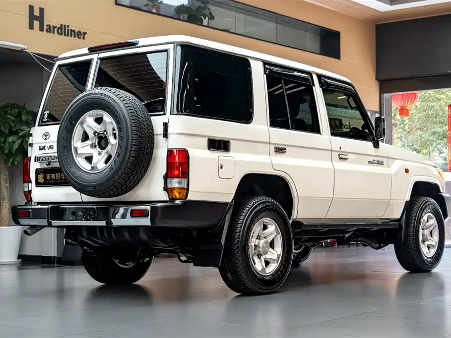 Toyota Land Cruiser Toyota Land Cruiser