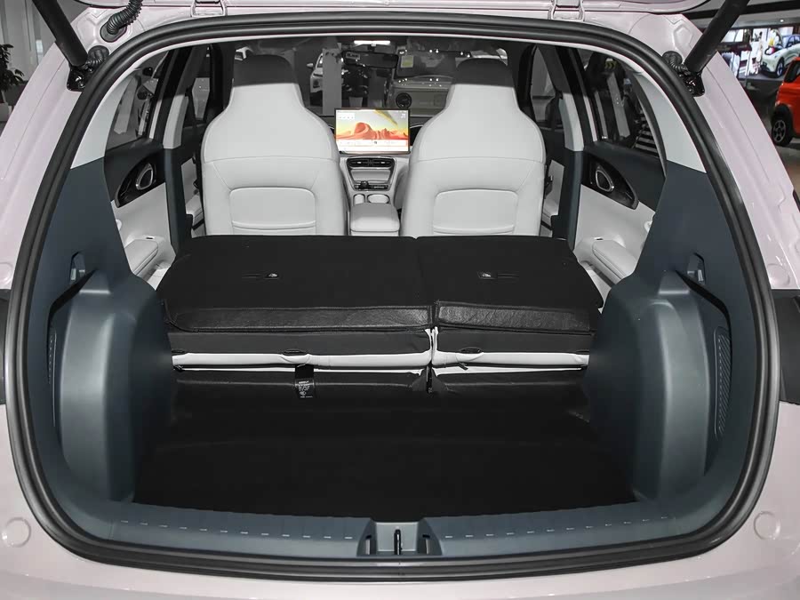Geely Xingyuan 2025, фото 13