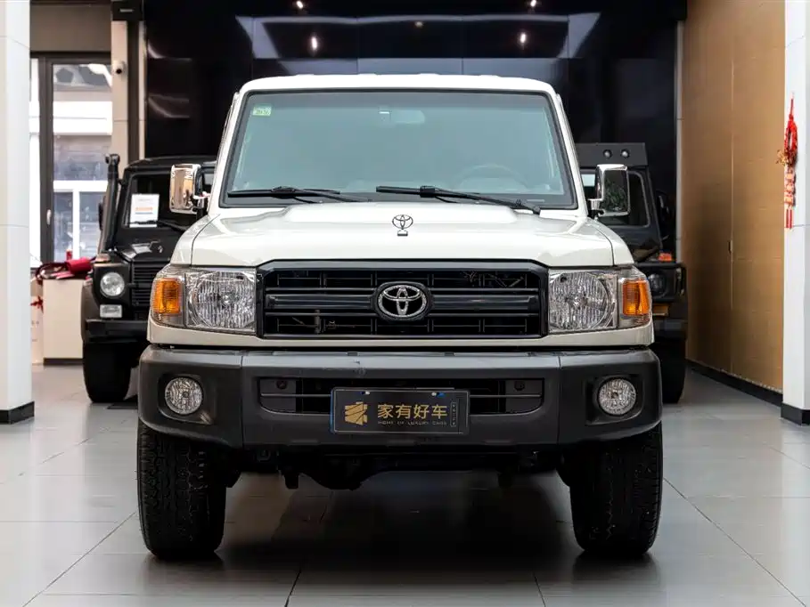 Toyota Land Cruiser Toyota Land Cruiser