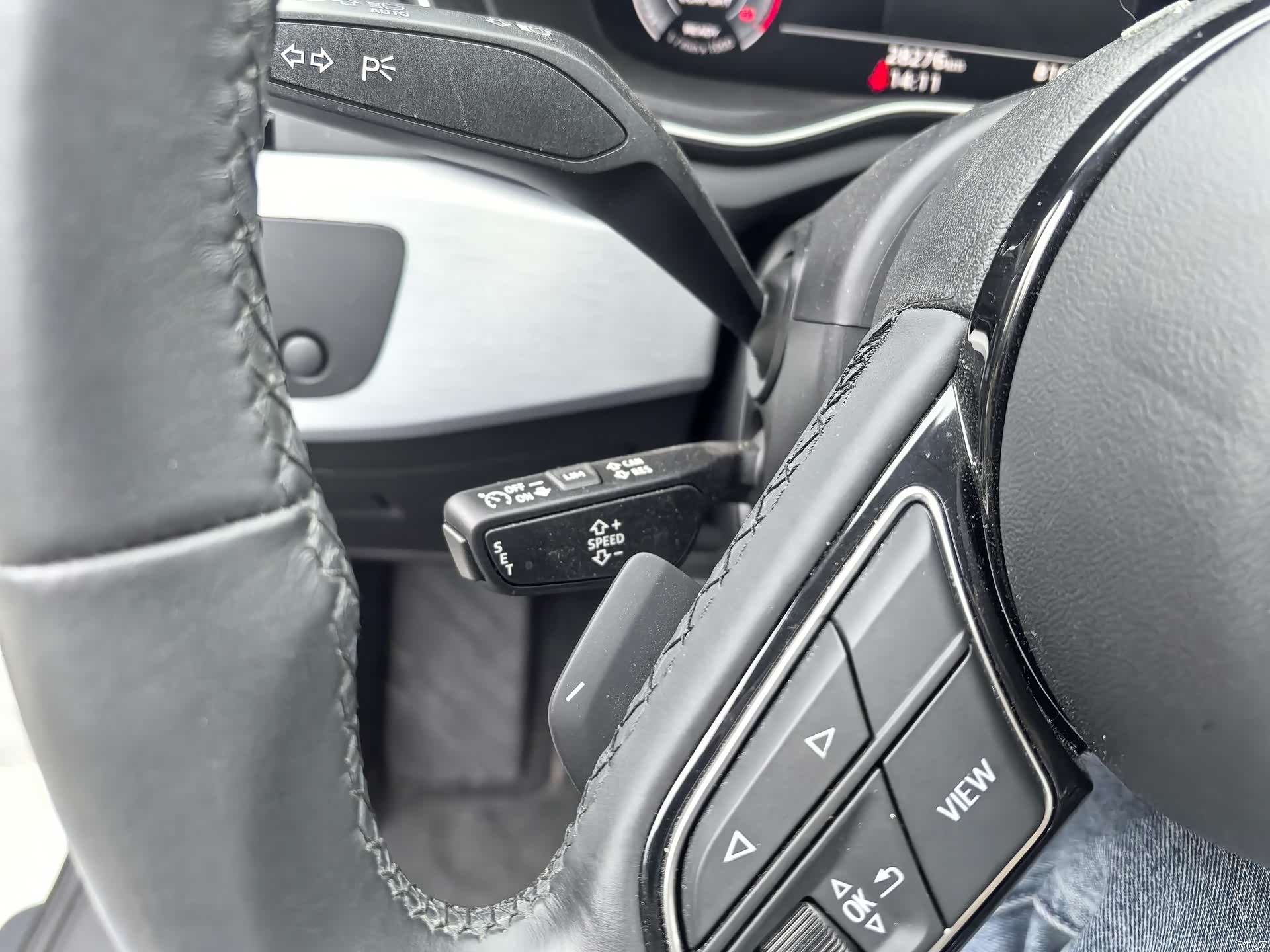 Audi A4L, 2023 13