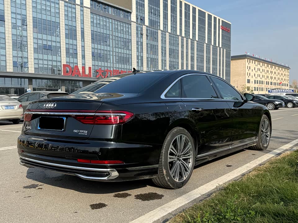 Audi A8