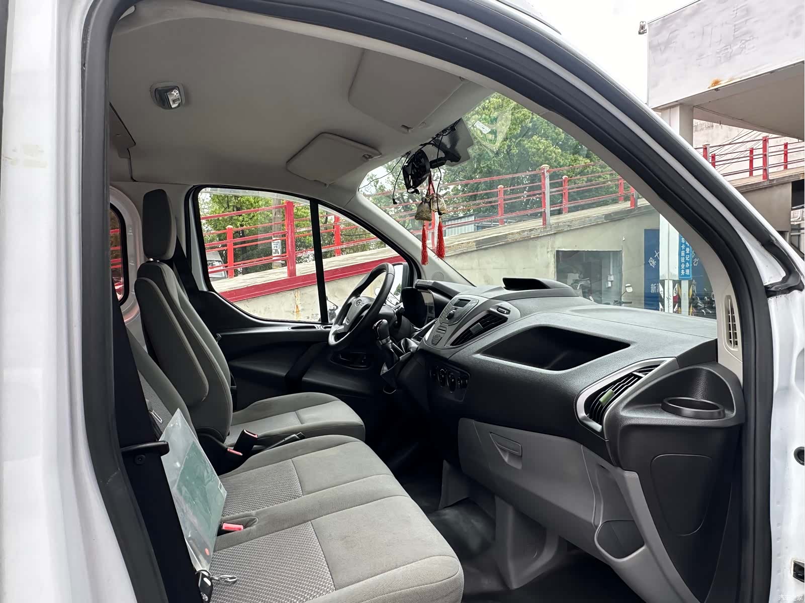 Ford 2.0TV, 2019 13