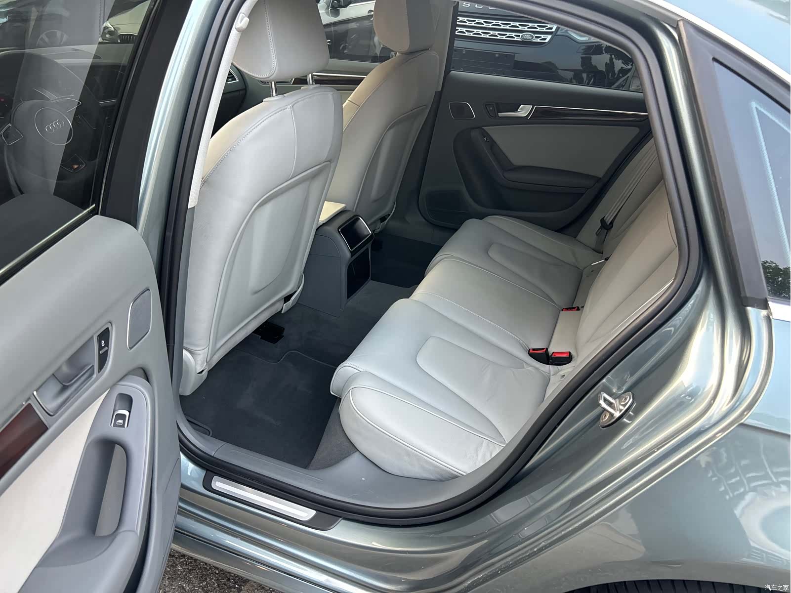 Audi A4L, 2013 9