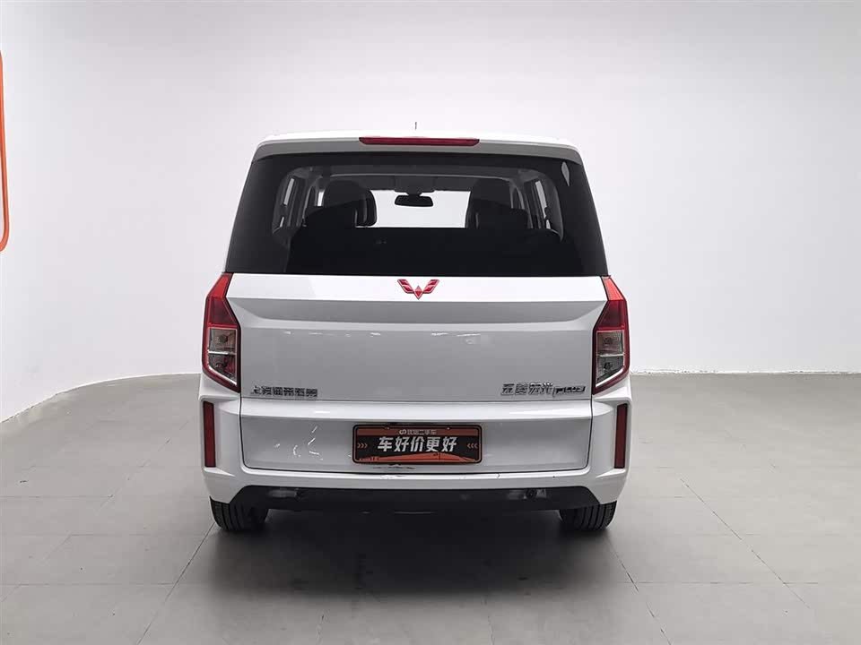 Wuling Wuling Hongguang PLUS