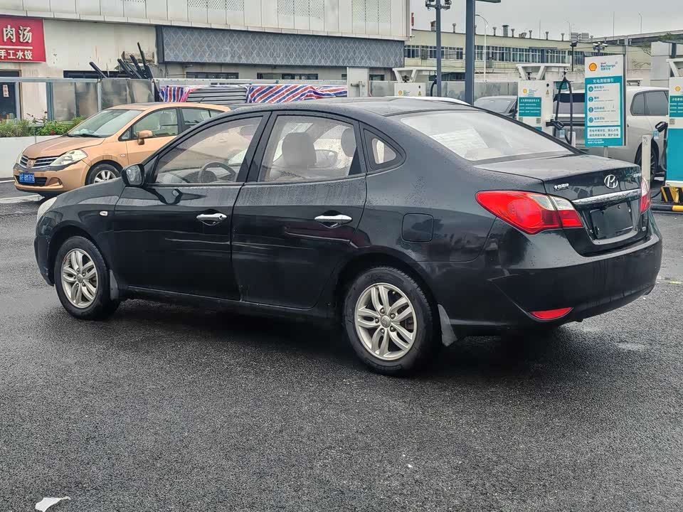 Hyundai Yuedong