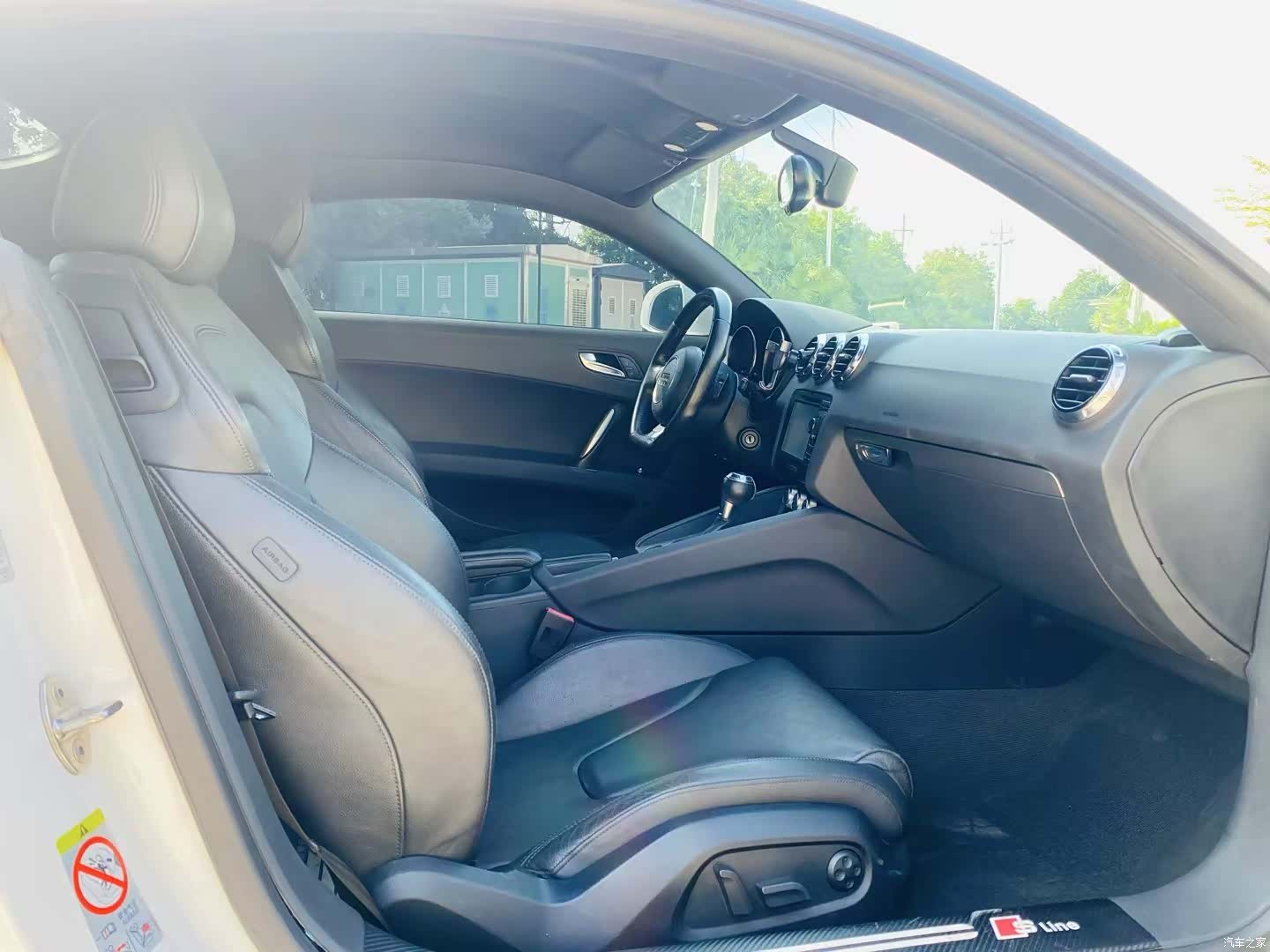 Audi TT, 2011 10