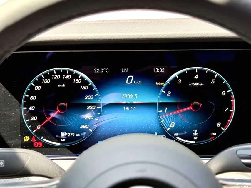 Mercedes-Benz E-Class, 2023 15