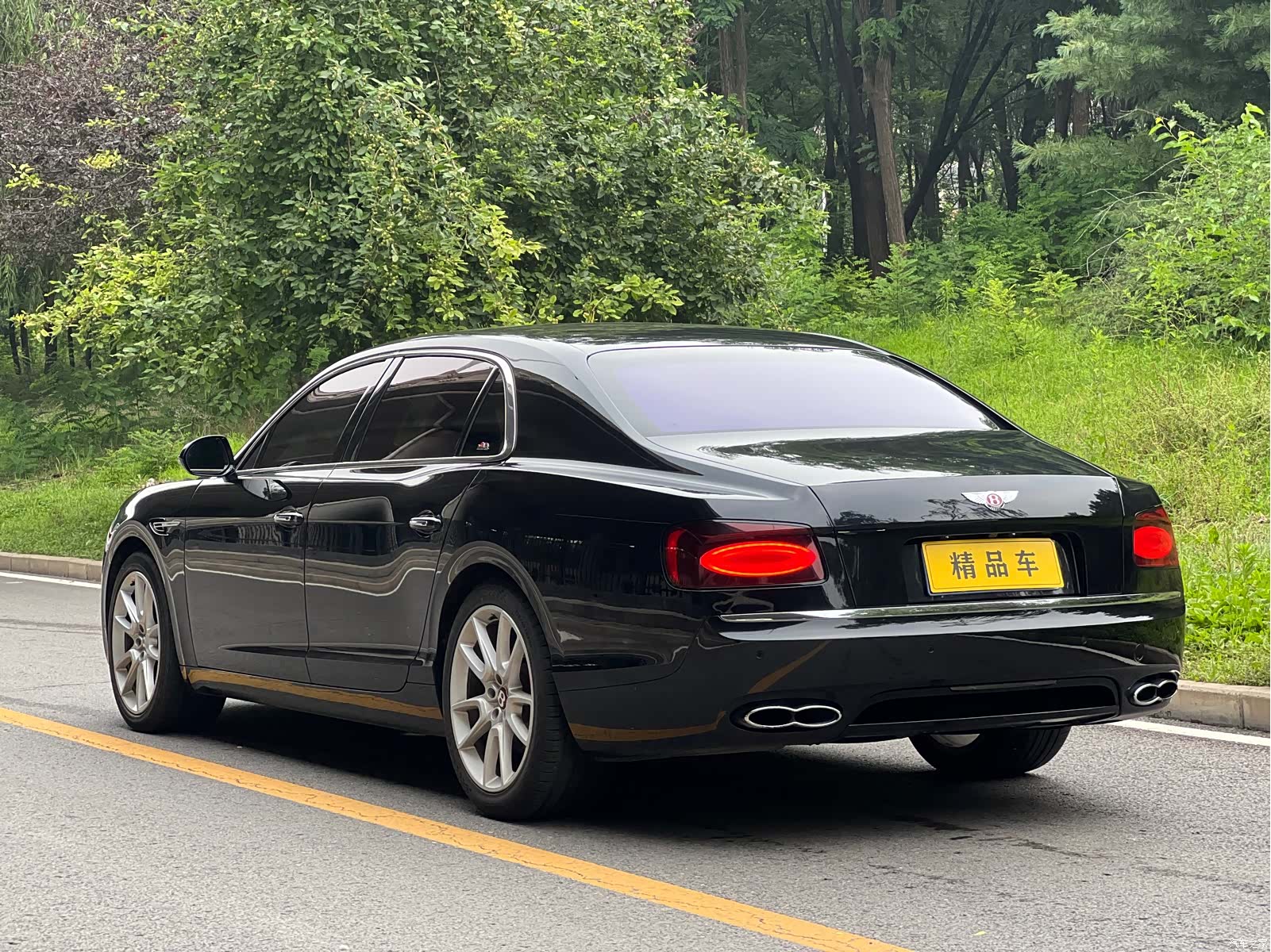 Bentley Flying Spur, 2018 все фото