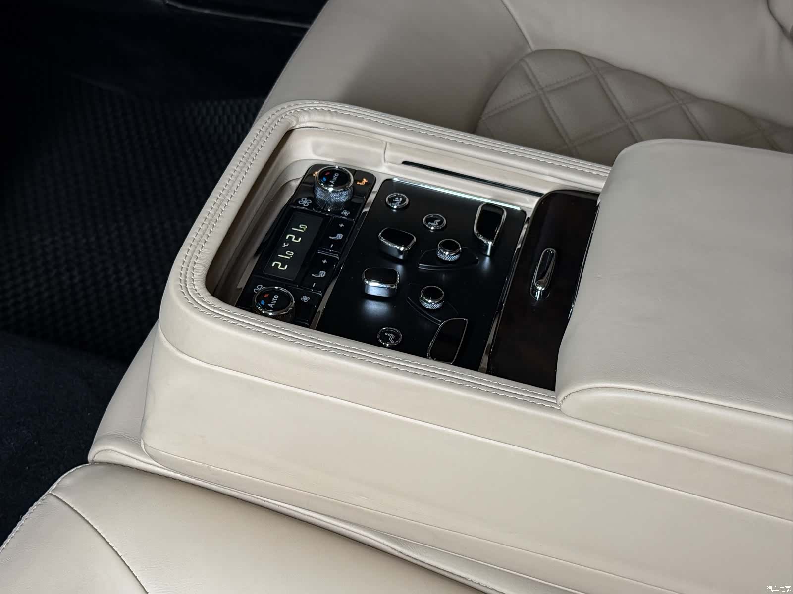 Bentley Mulsanne, 2014 21