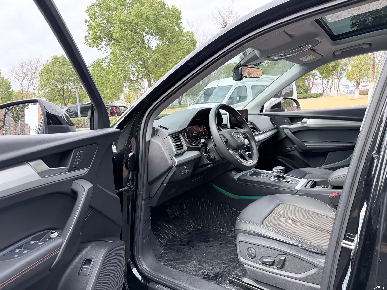 Audi Q5L, 2019 8