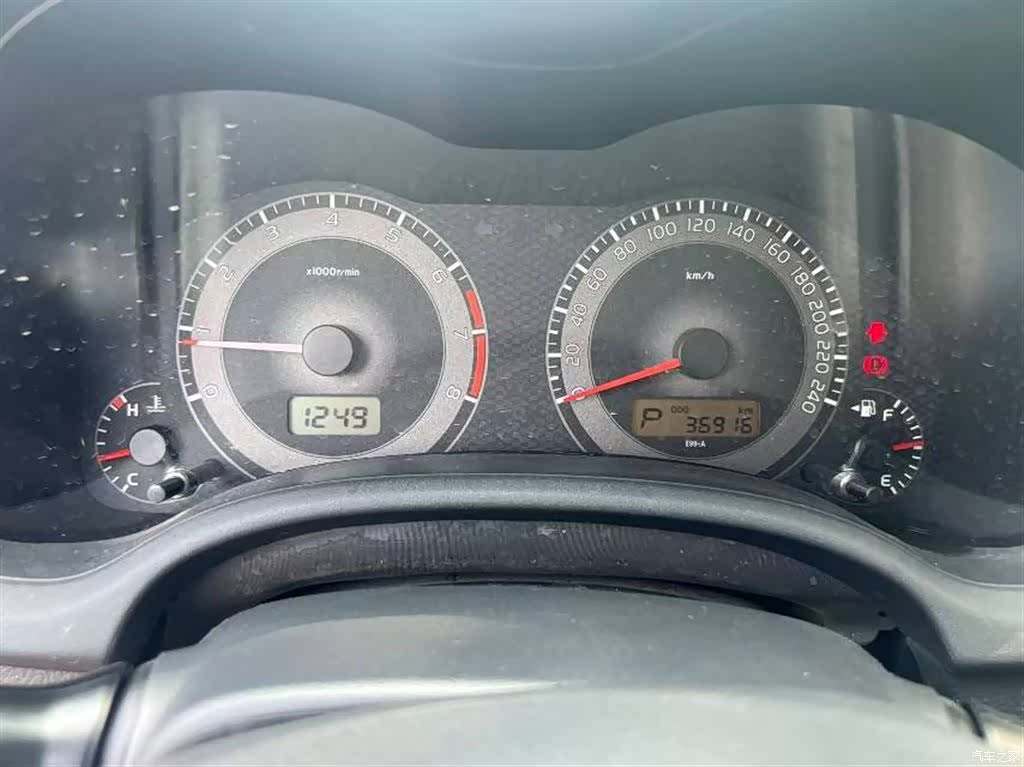 Toyota Corolla, 2013 6