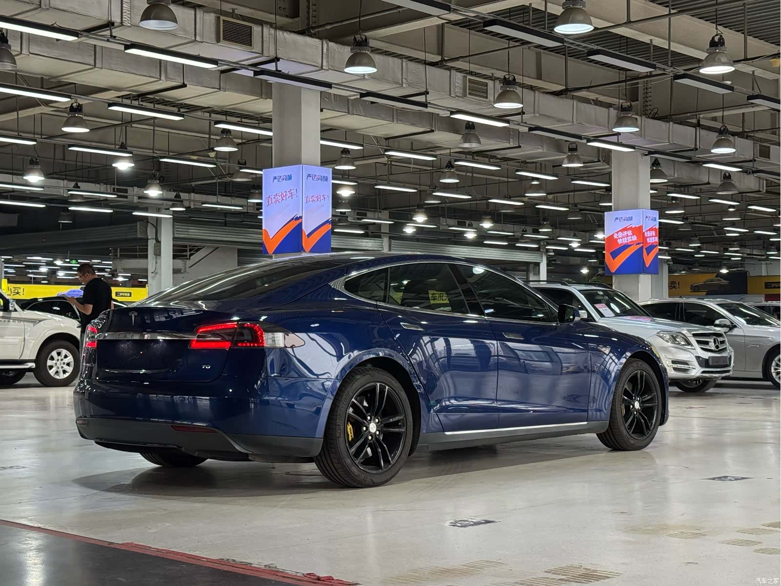 Tesla Model S, 2016 все фото