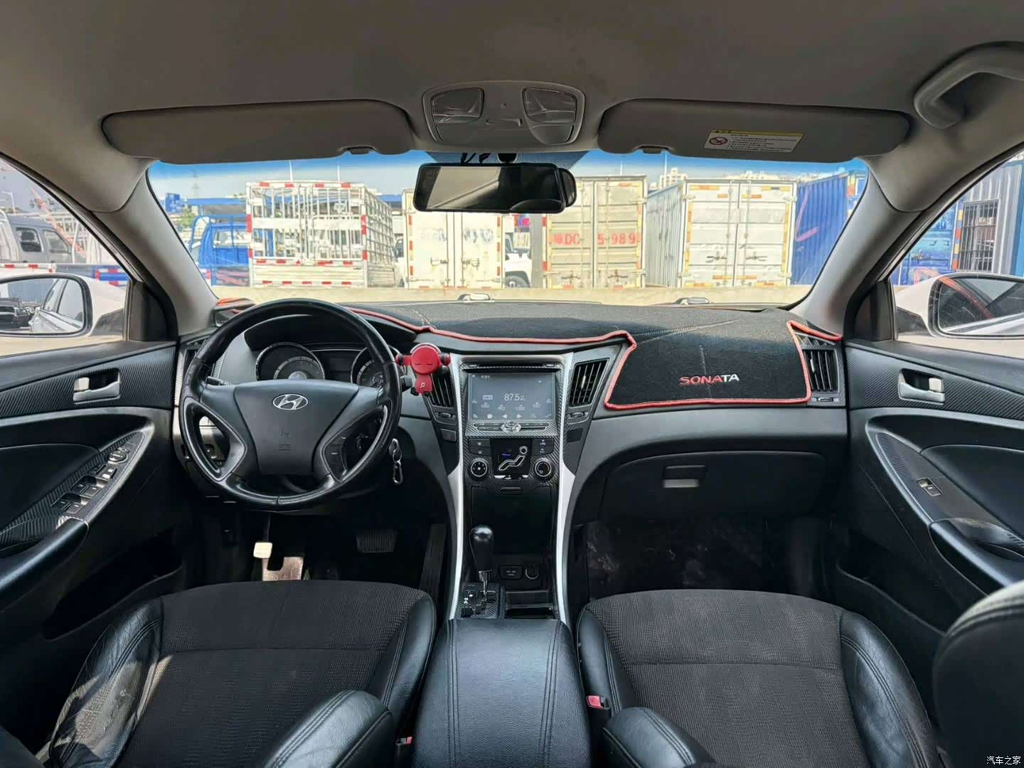 Hyundai Sonata, 2013 все фото