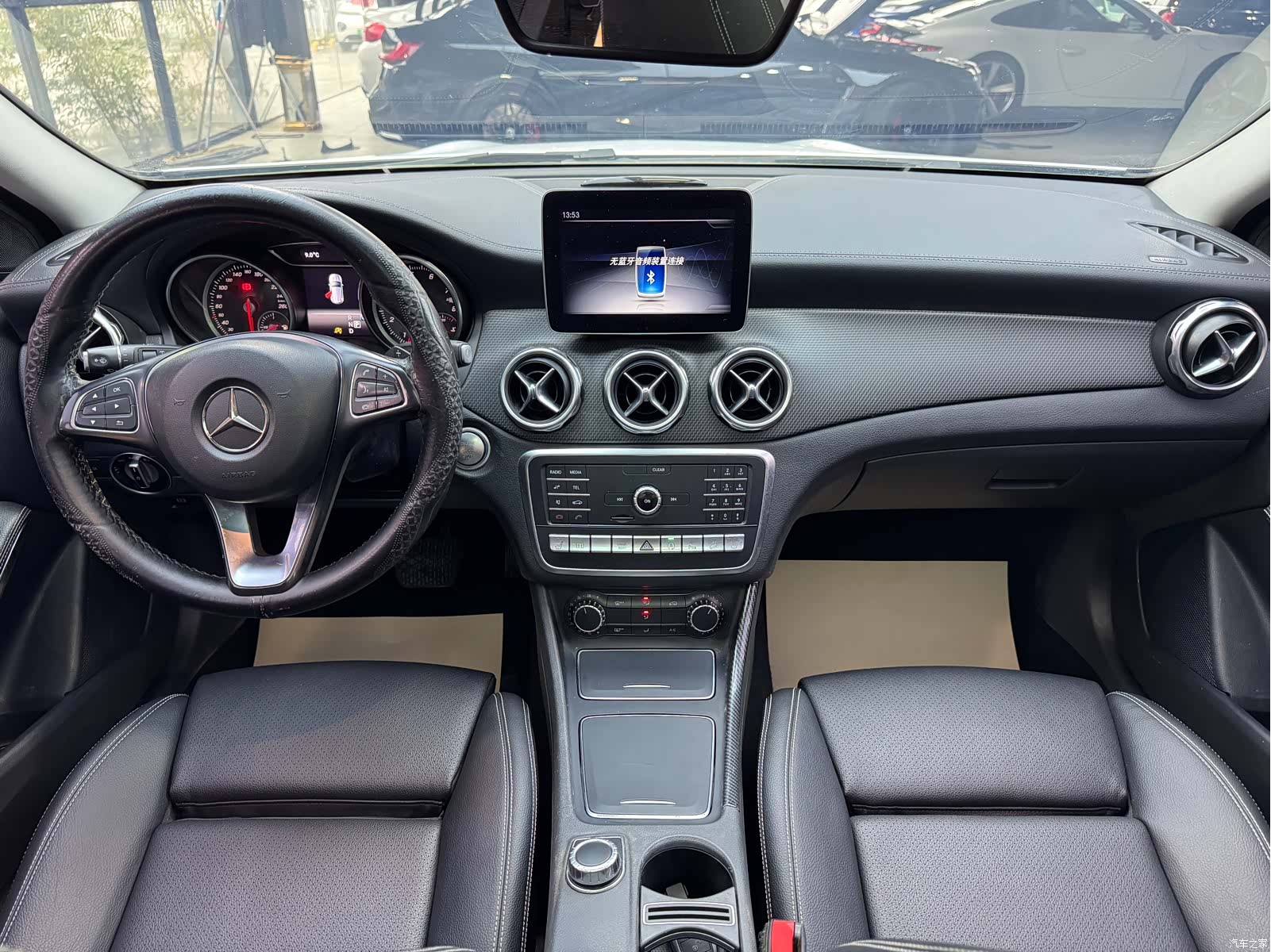 Mercedes-Benz GLA, 2019 10