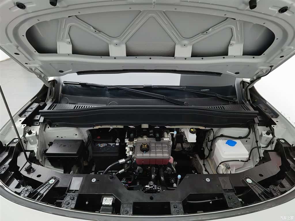 Leapmotor B10, 2025 6