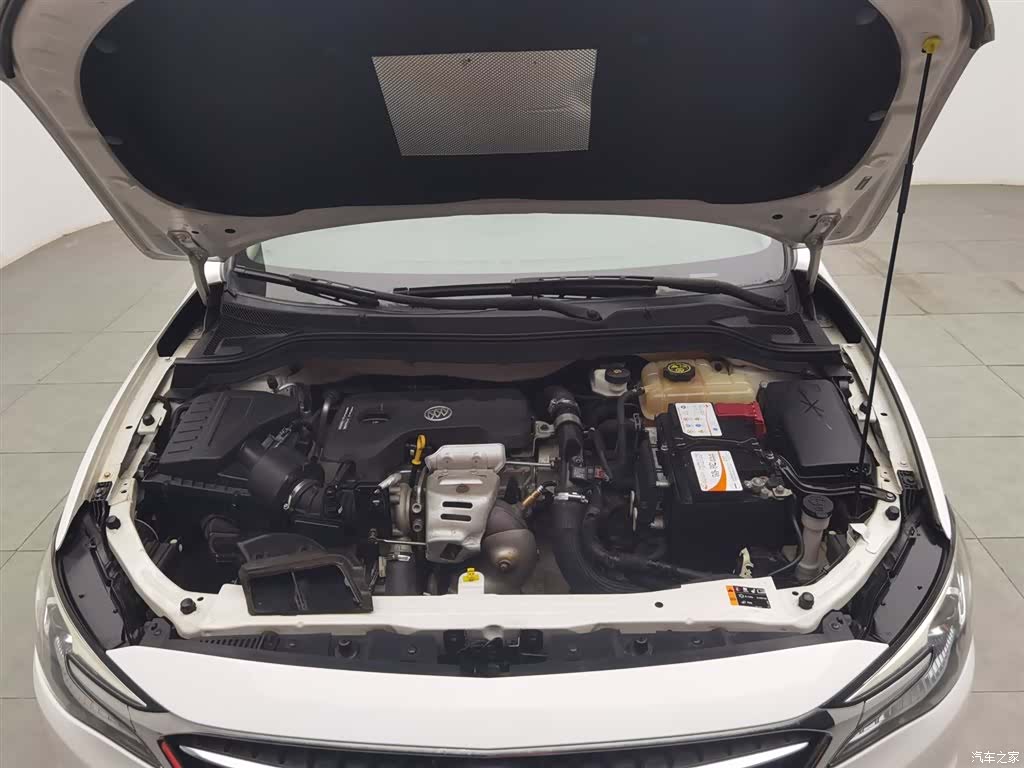 Buick V, 2018 6