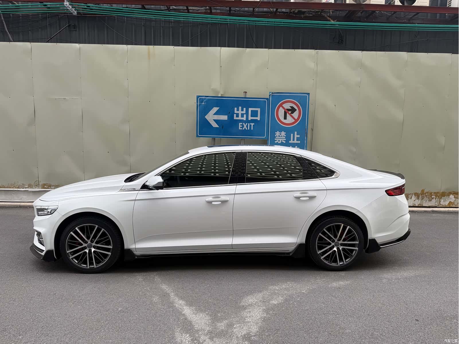 Geely Preface, 2024 3