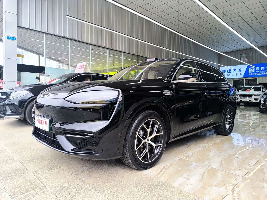 AITO M6