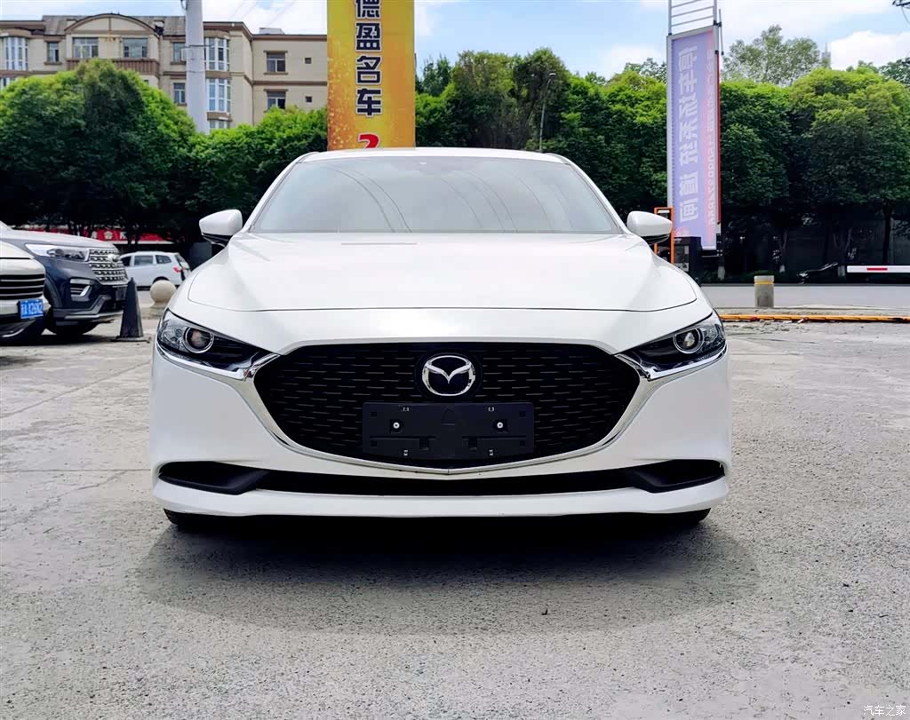 Mazda Mazda3, 2022 2