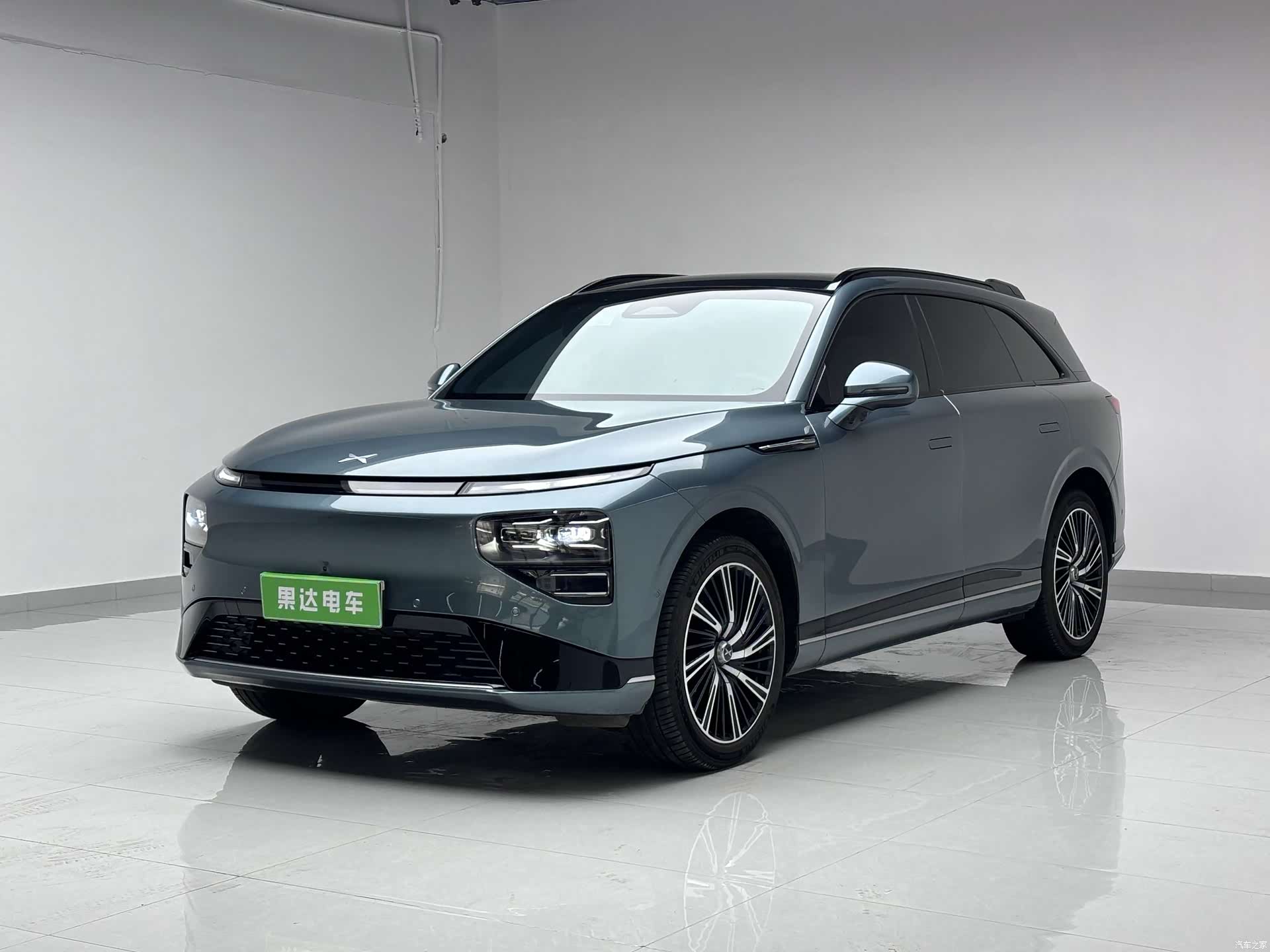 Xpeng G9