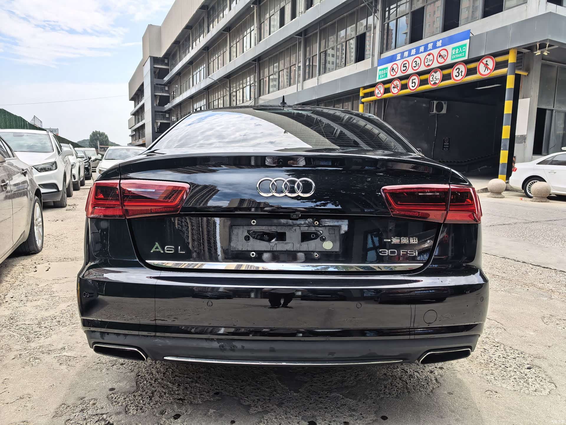 Audi A6L, 2017 все фото