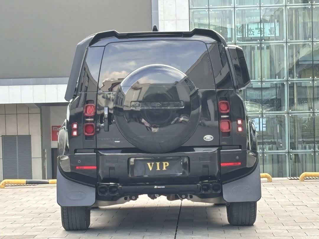 Land Rover Defender, 2022 7