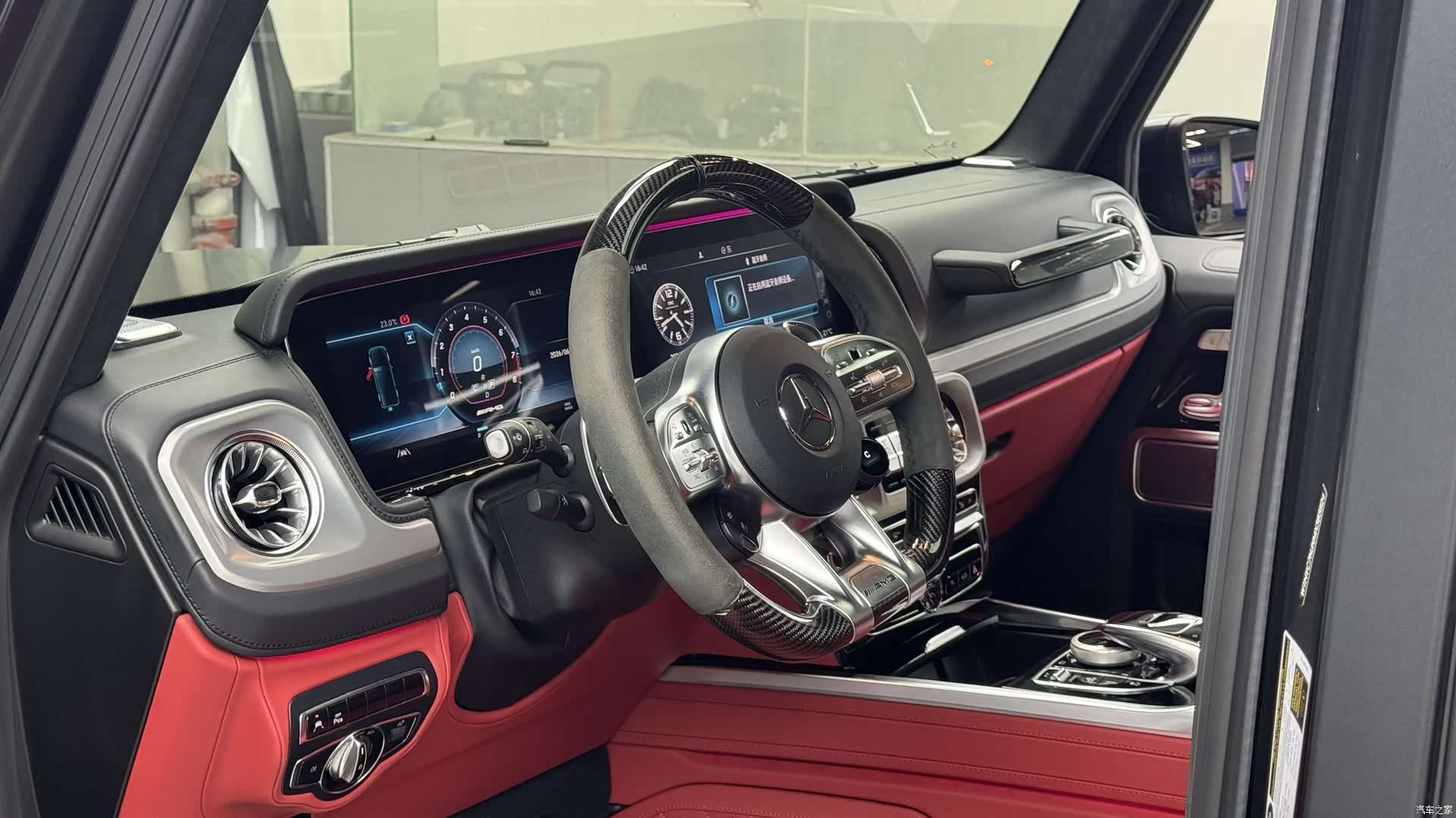 Mercedes-Benz G-Class, 2022 17