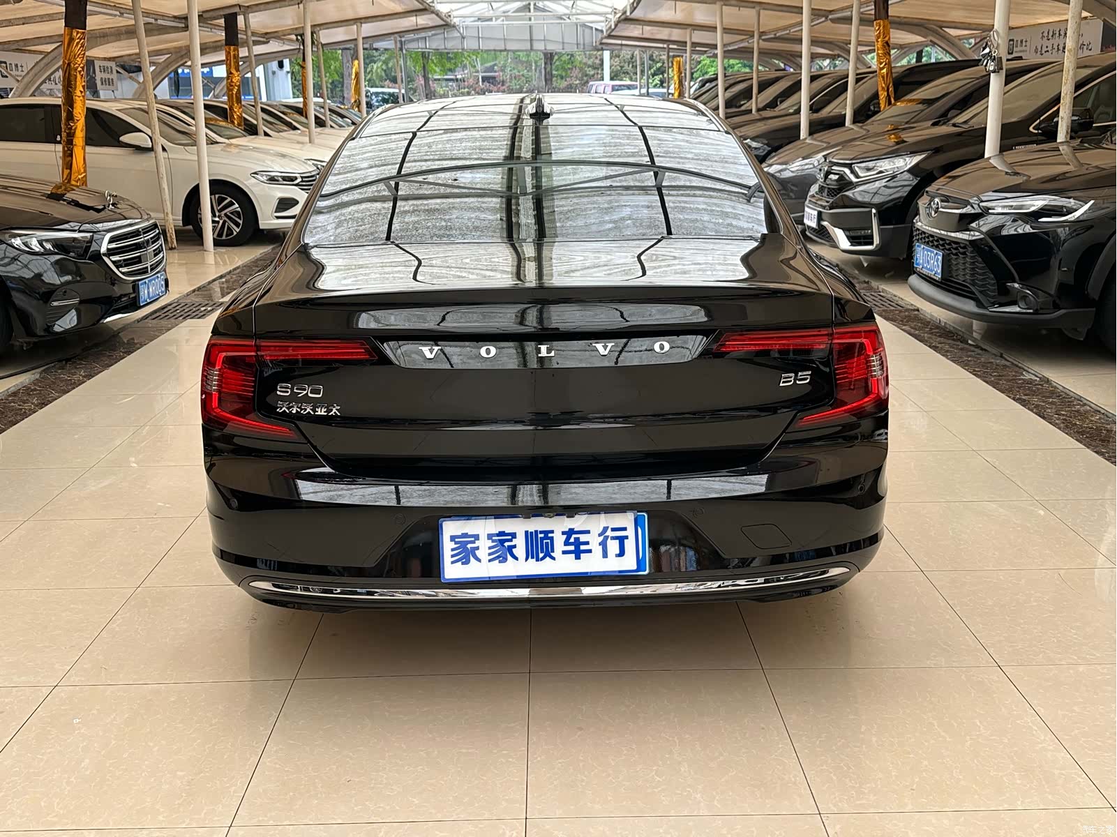 Volvo S90, 2024 все фото