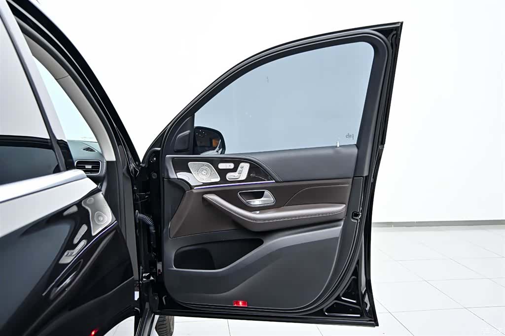 Mercedes-Benz GLS, 2021 21