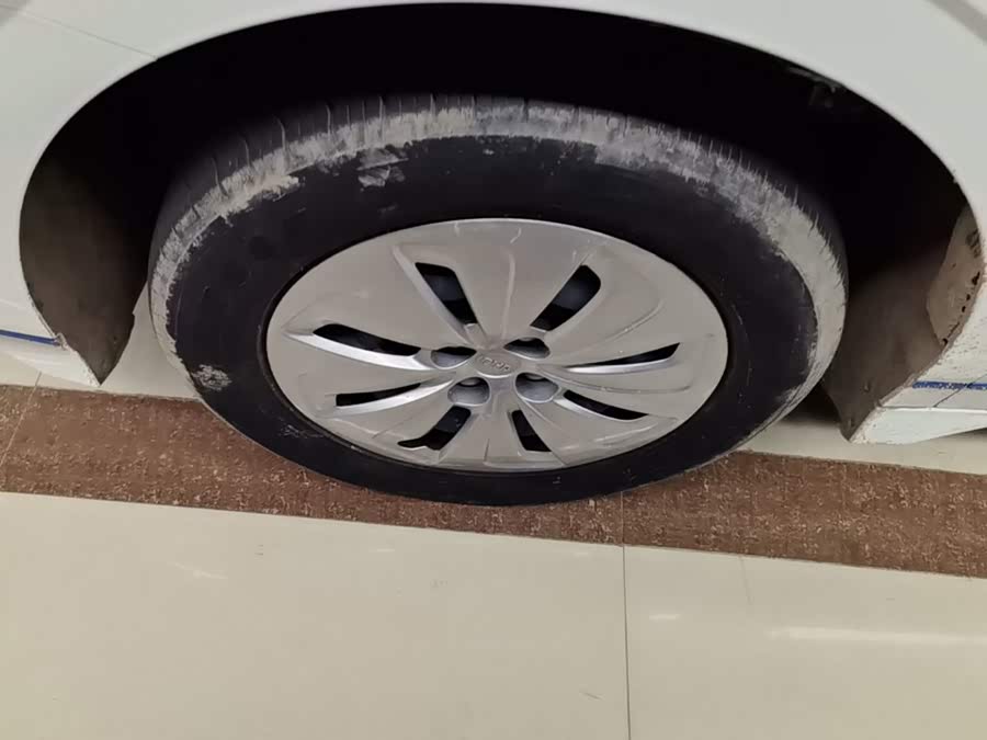 BYD BYD e2 2022, фото 22
