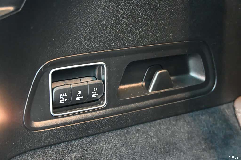 Mercedes-Benz GLS, 2021 32