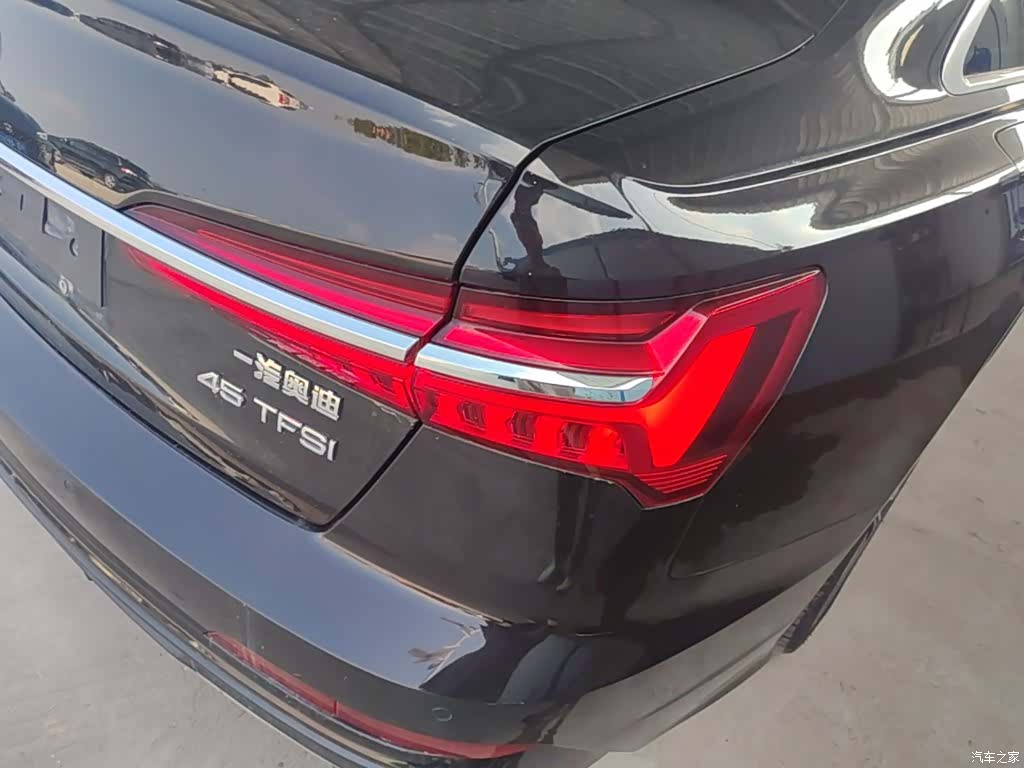 Audi A6L, 2022 8