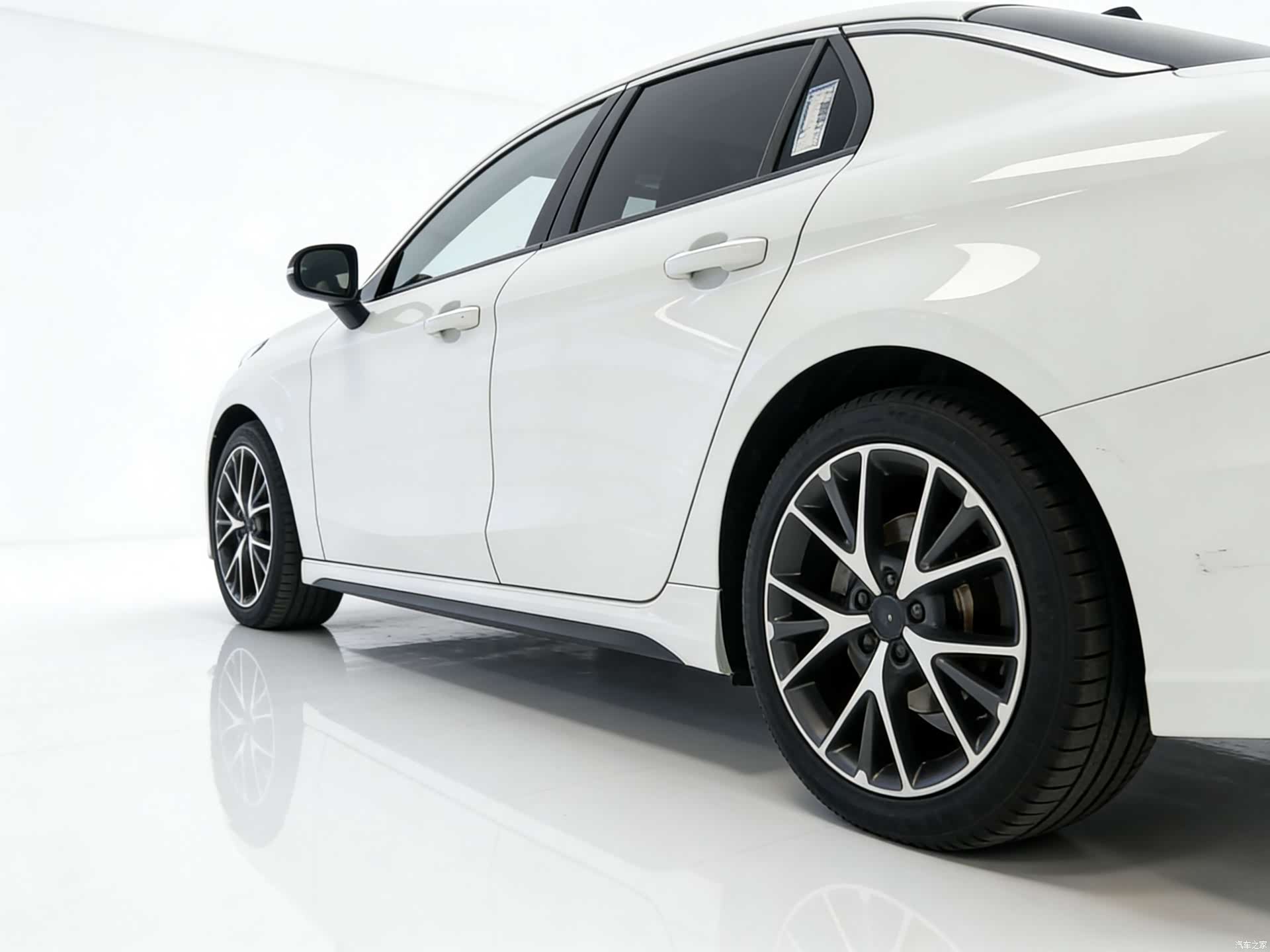 Lynk & Co 01, 2020 4