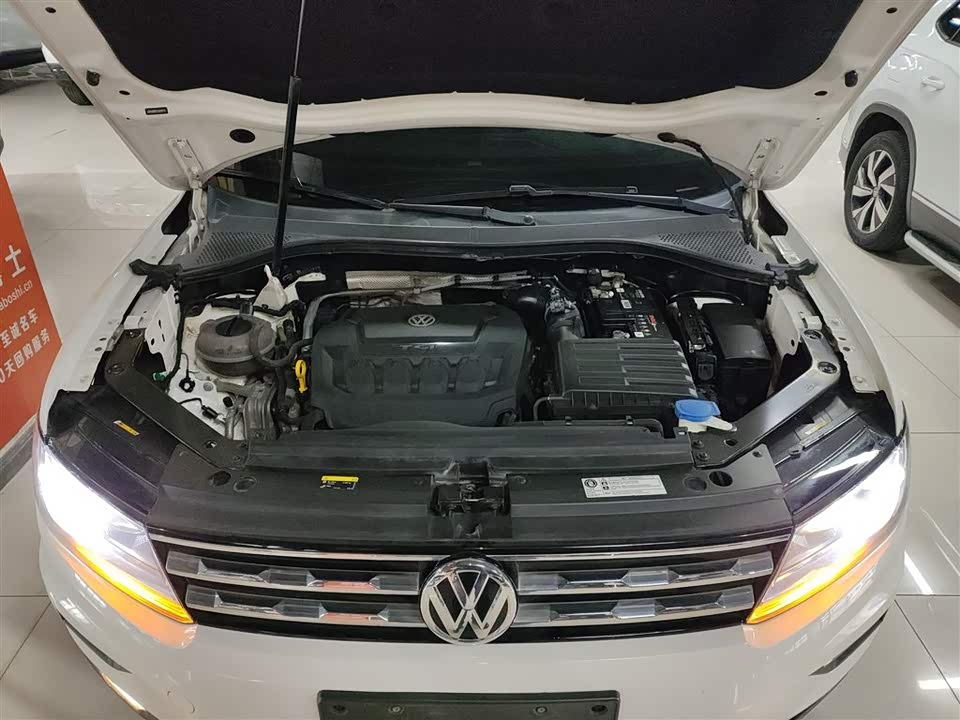 Volkswagen Tiguan L