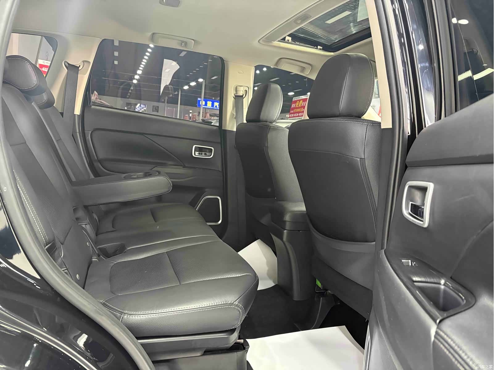 Mitsubishi Outlander, 2017 17