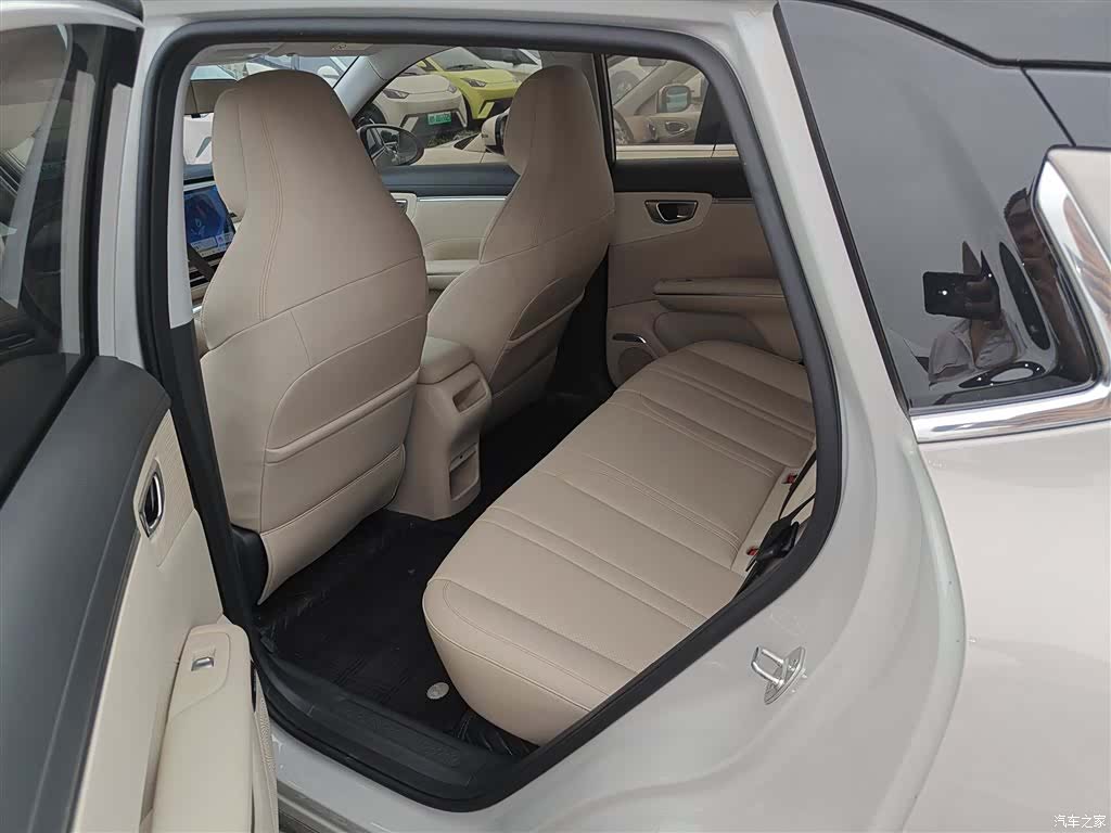 Wuling S, 2025 13