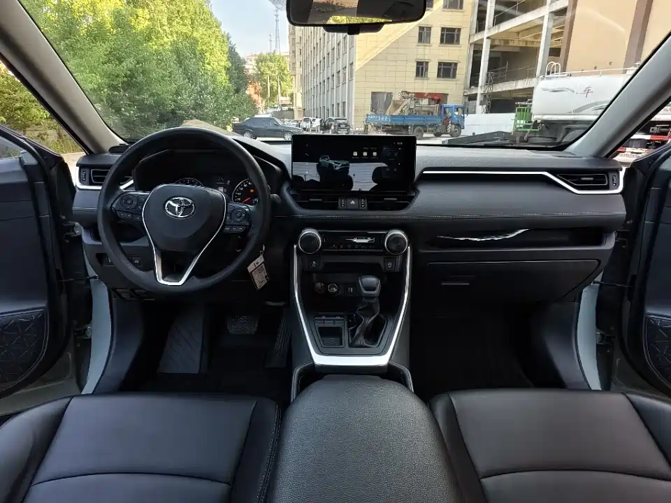 Toyota RAV4 Rongfang