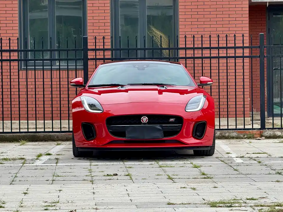Jaguar F-TYPE