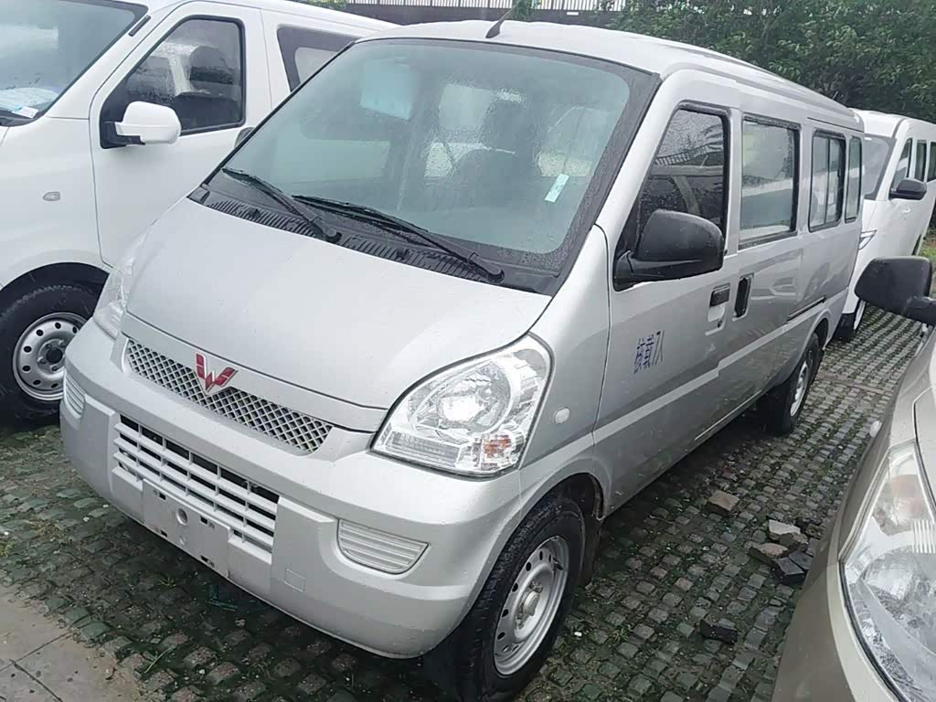 Wuling RongguangEV