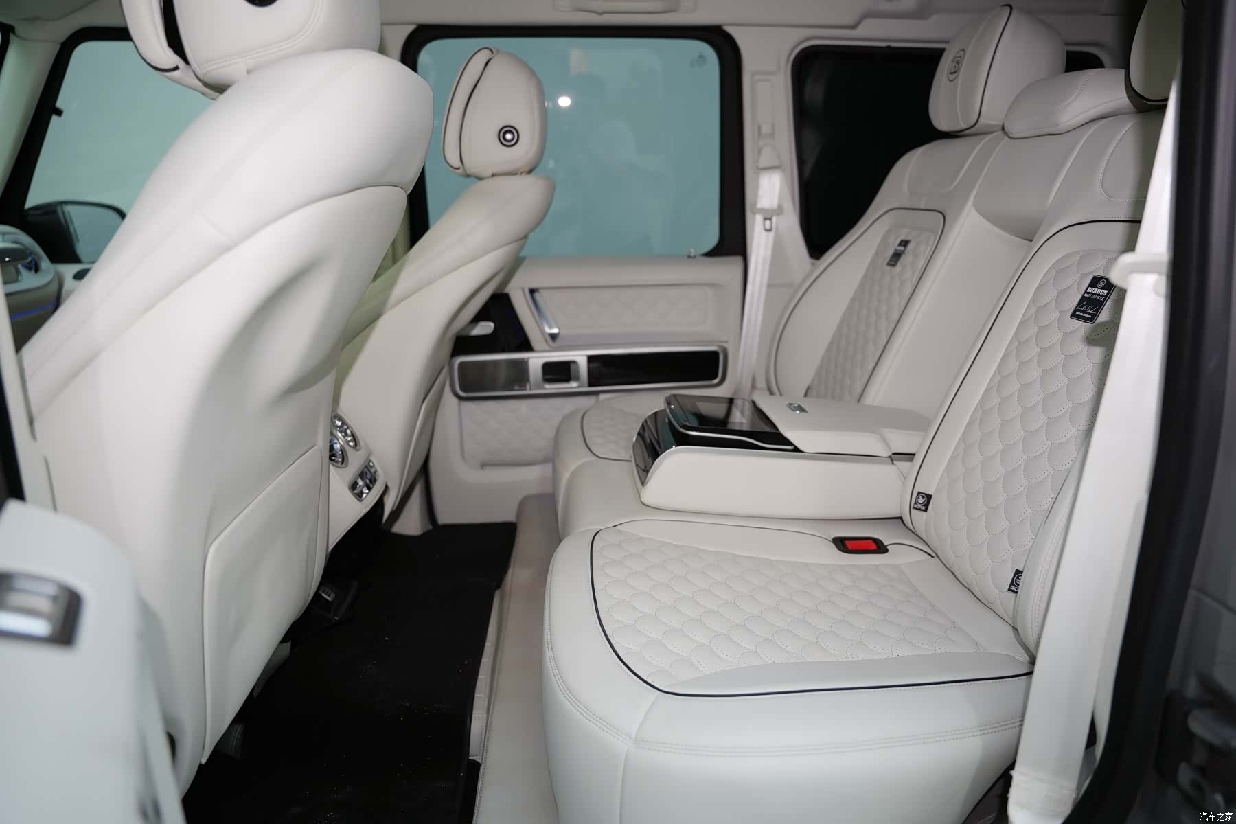 Mercedes-Benz G-Class, 2018 15