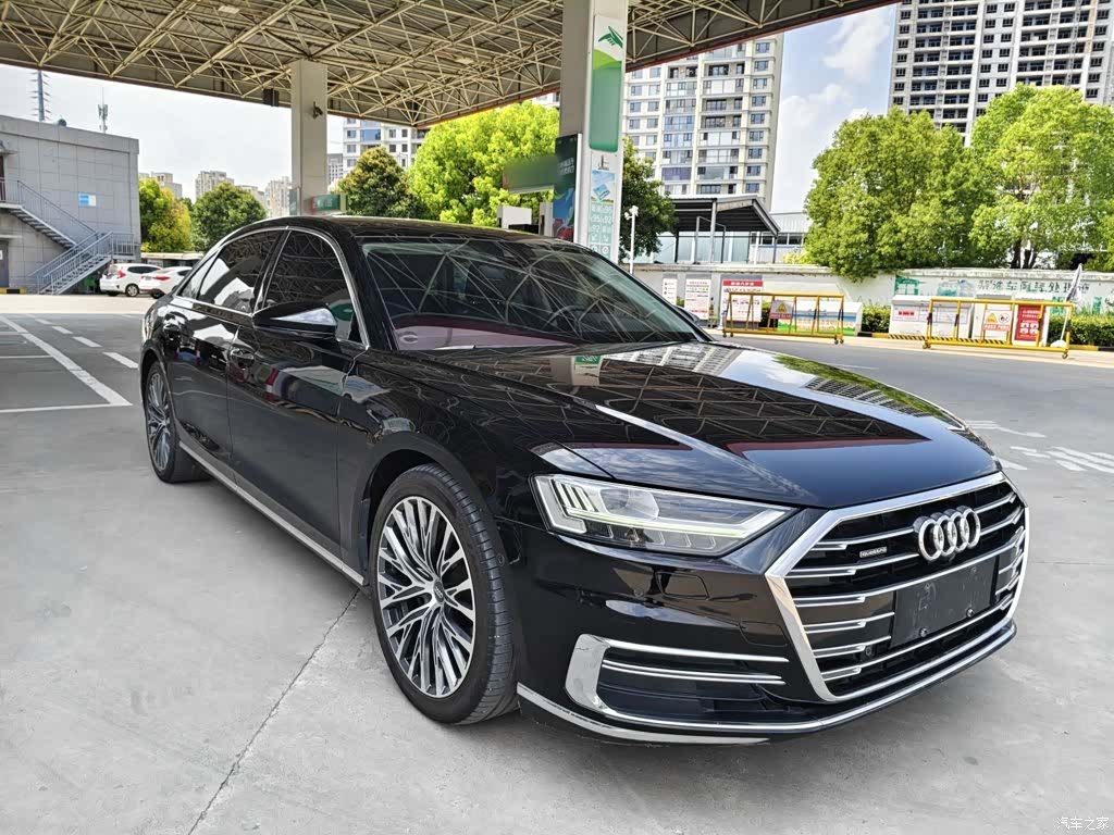 Audi A8L, 2020 все фото
