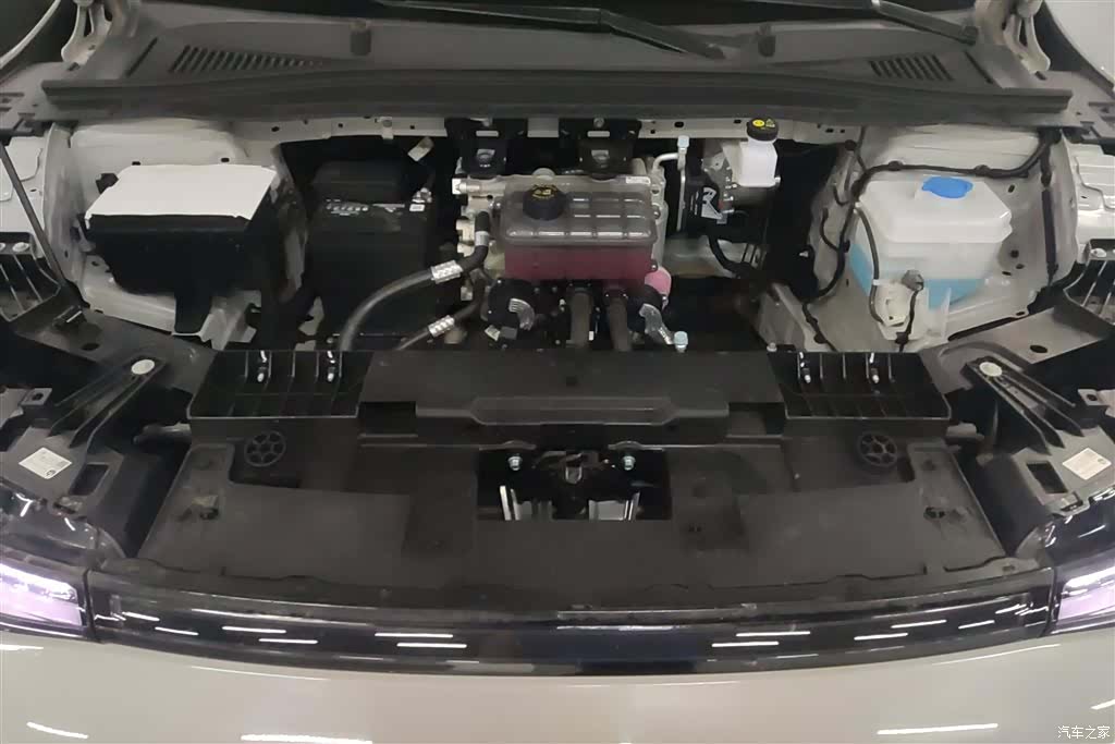 Leapmotor B01, 2025 10