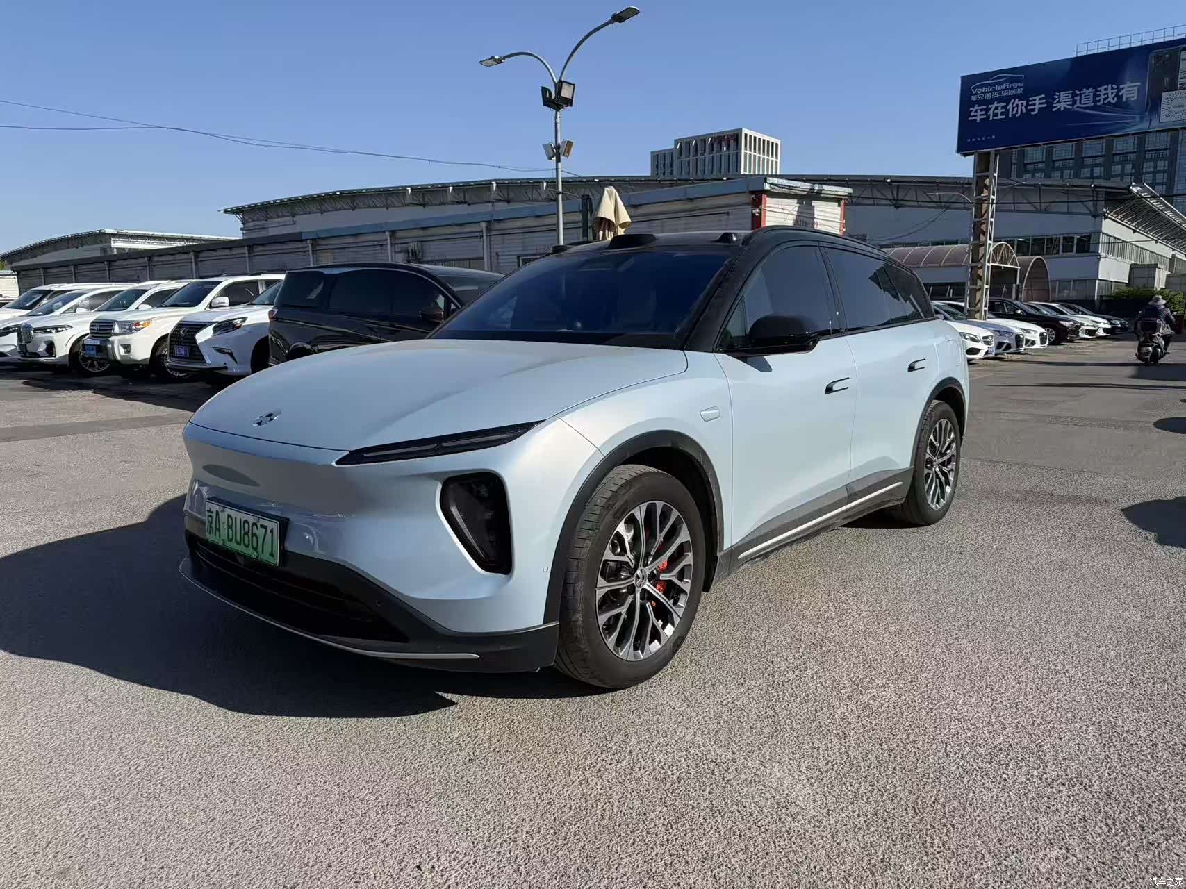 NIO ES6, 2023 1