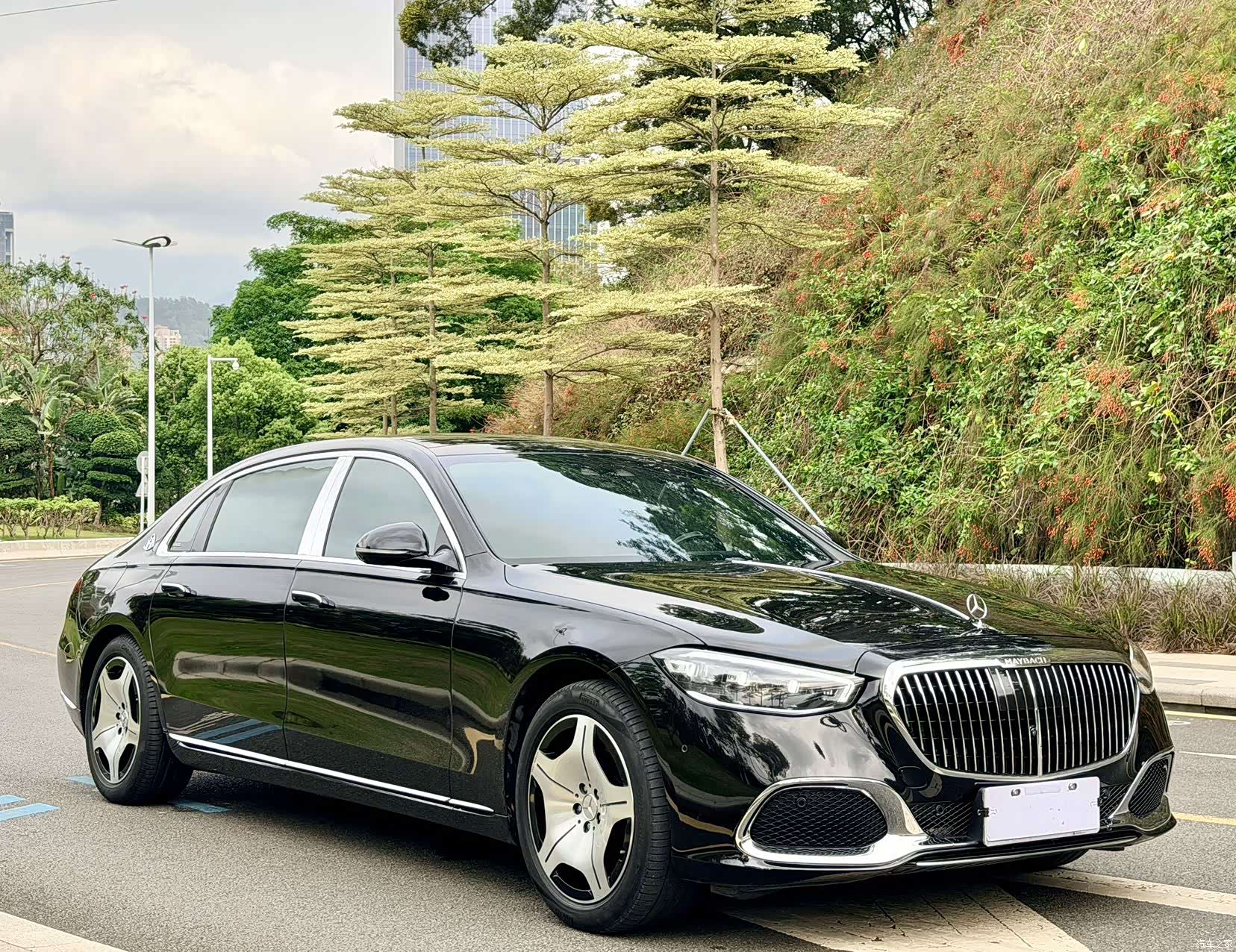 Maybach S-Class, 2024 3